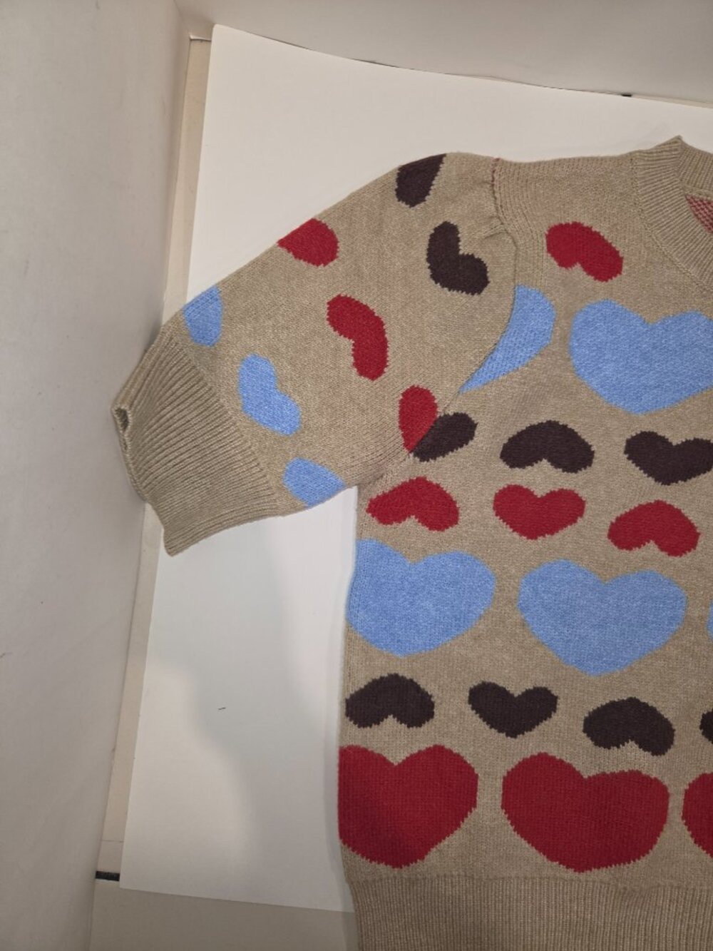 Olive and Bette's Hearts Puff Sleeve Sweater Size Medium Retail $128 - Picture 2 of 7